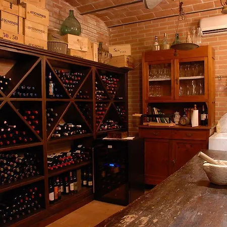B&B Hotel La Piana Farm stay