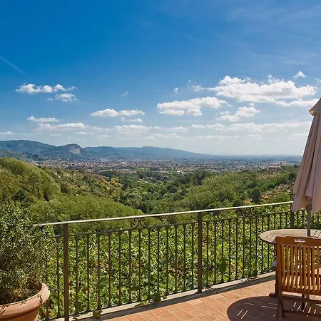 B&B Hotel La Piana Farm stay Borgo a Buggiano