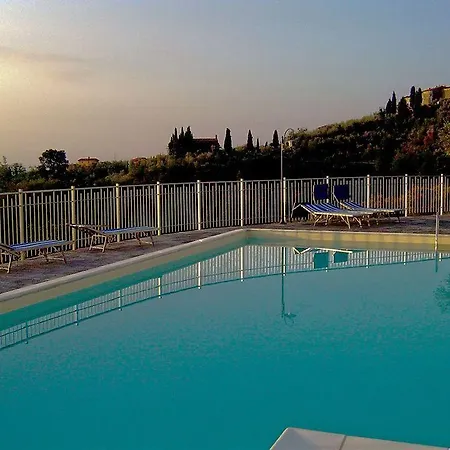 B&B Hotel La Piana Farm stay *
