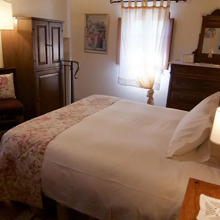 B&B Hotel La Piana Farm stay Borgo a Buggiano