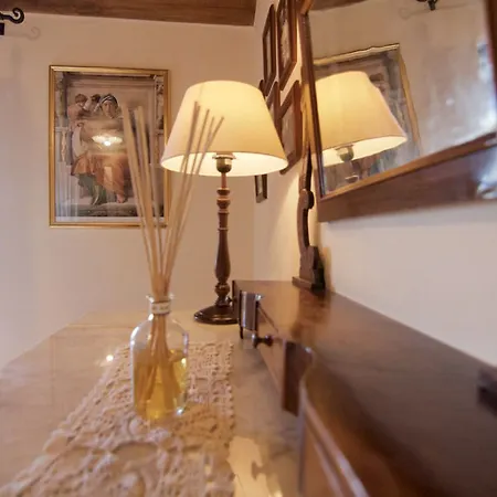 B&B Hotel La Piana Farm stay Borgo a Buggiano
