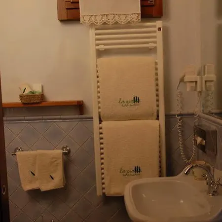 B&B Hotel La Piana Farm stay *